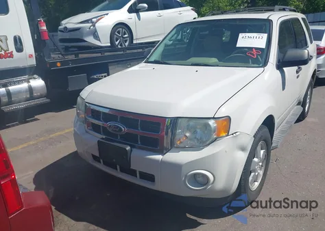 2012 Ford Escape Xlt z USA, uszkodzony, nr VIN 1FMCU0DG9CKA35875